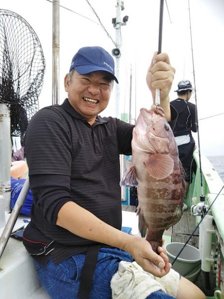 康仁丸・ジギング釣り果